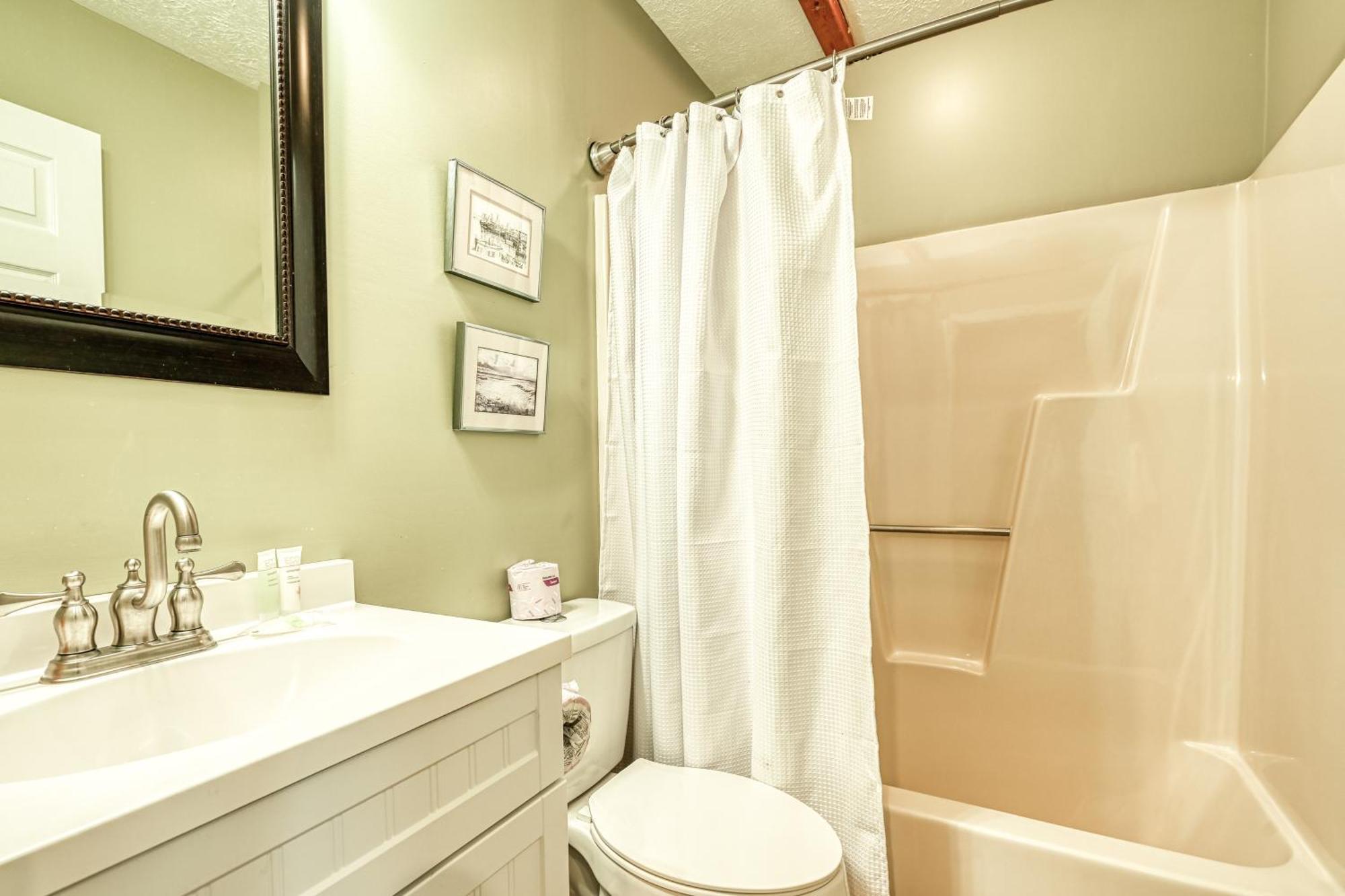 Deep Creek Village McHenry Rom bilde